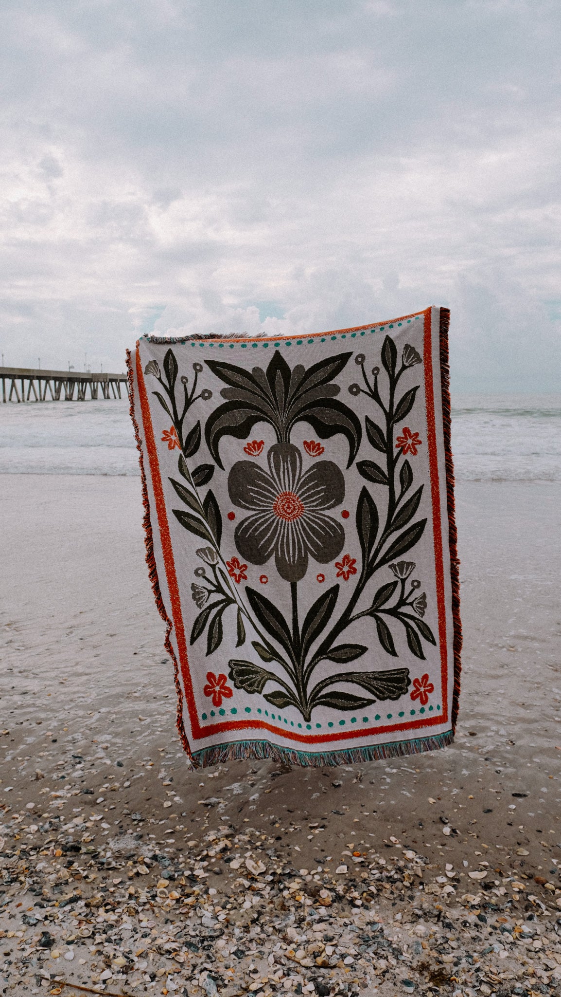 Woven Blanket [Encapsulated Flower] – Juliana Yasmine